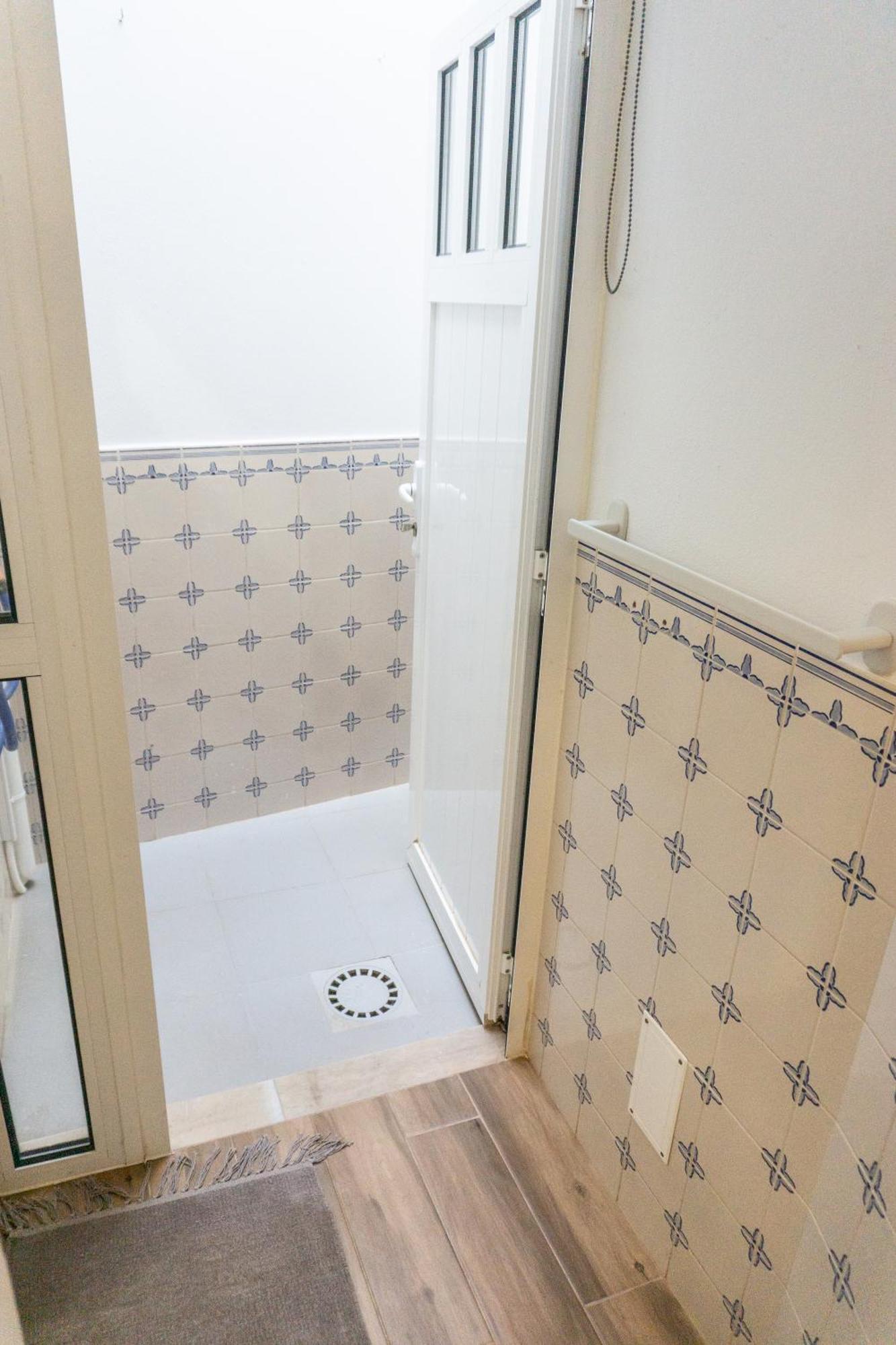 Lalitana Townhouse Hotell Lagos Rum bild